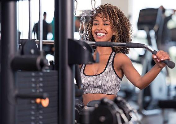 Упражнения на блочном тренажере